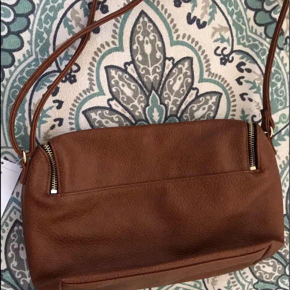 Lady’s cross body/ messenger bag - Picture 5 of 7